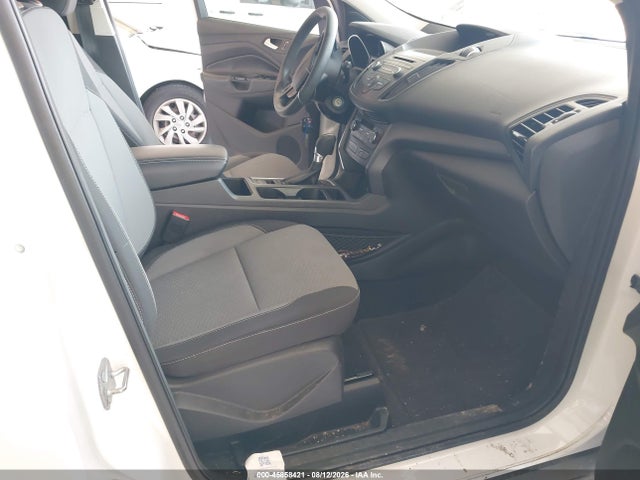 2017 Ford Escape Se მანქანა იყიდება აუქციონზე, vin: 1FMCU0GD7HUE51310, აუქციონის ნომერი: 45858421