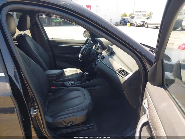 Продажа на аукционе авто 2017 Bmw X1 Xdrive28i, vin: WBXHT3C32H5F68031, номер лота: 45858444