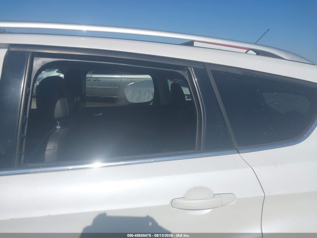 Продажа на аукционе авто 2017 Ford Escape Titanium, vin: 1FMCU0JD2HUE35220, номер лота: 45858475