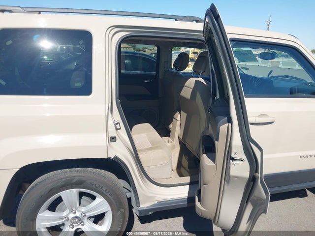 1C4NJPBB8HD136343 Jeep Patriot Sport