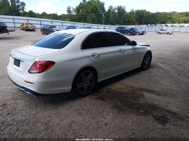 Mercedes-Benz E 300 2019 WDDZF4JB0KA508520 Image 4
