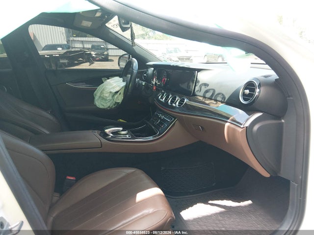 Mercedes-Benz E 300 2019 WDDZF4JB0KA508520 Image 5