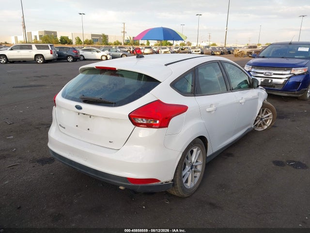 Ford FOCUS SE 2018 1FADP3K20JL261230 Image 4