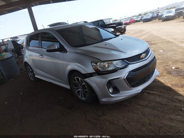 Chevrolet Sonic Lt Auto 2017 1G1JD6SH7H4159772 zdjęcie główne