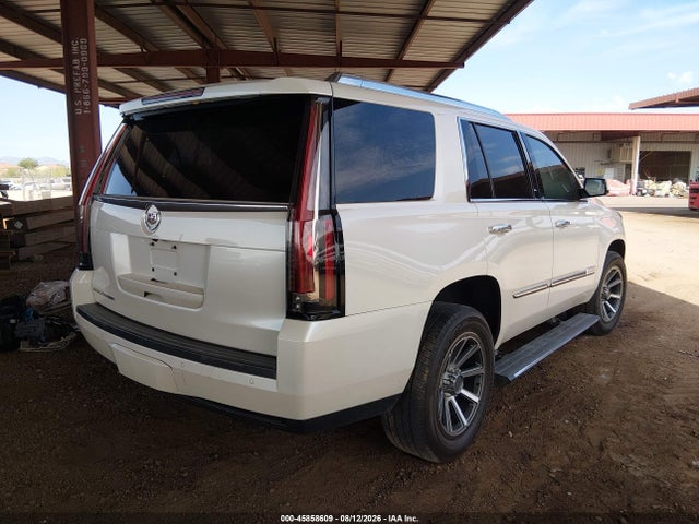 45858609 :رقم المزاد ، 1GYS4CKJ1FR275704 vin ، 2015 Cadillac Escalade Premium مزاد بيع
