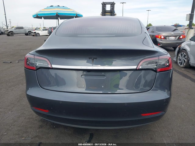 Продажа на аукционе авто 2018 Tesla Model 3 Long Range/mid Range, vin: 5YJ3E1EA8JF025706, номер лота: 45858631