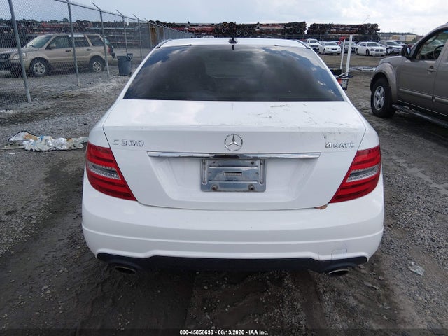 2013 Mercedes-benz C 300 Sport 4matic მანქანა იყიდება აუქციონზე, vin: WDDGF8AB0DR298553, აუქციონის ნომერი: 45858639