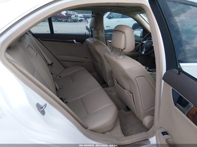 2013 Mercedes-benz C 300 Sport 4matic მანქანა იყიდება აუქციონზე, vin: WDDGF8AB0DR298553, აუქციონის ნომერი: 45858639