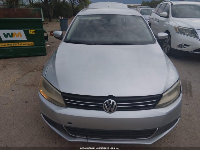 2014 Volkswagen Jetta 1.8t Se მანქანა იყიდება აუქციონზე, vin: 3VWD17AJ7EM396671, აუქციონის ნომერი: 45858641