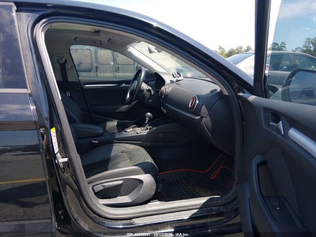 45858651 :رقم المزاد ، WAUACGFF5F1005498 vin ، 2015 Audi A3 1.8t Premium مزاد بيع