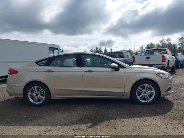 3FA6P0UU5JR261697 Ford Fusion Hybrid S