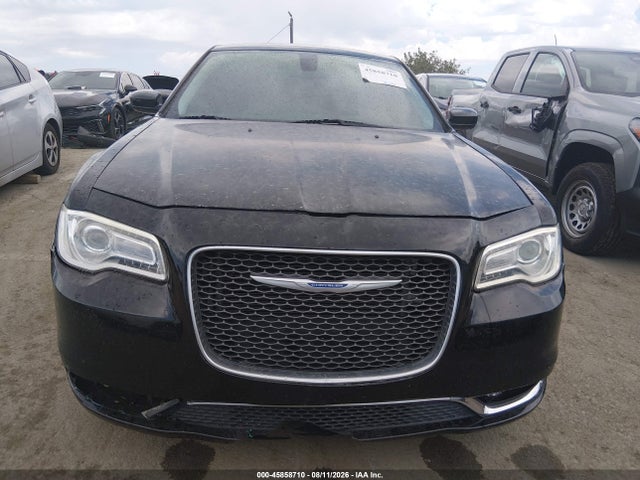 Chrysler 300 Limited 2017 2C3CCAAG7HH526711 Image 12