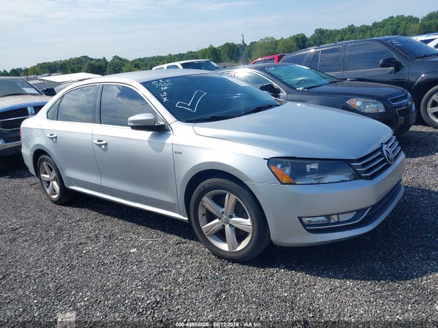 45858800 :رقم المزاد ، 1VWAS7A35FC101801 vin ، 2015 Volkswagen Passat 1.8t Limited Edition مزاد بيع