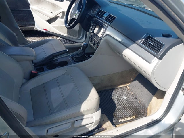 45858800 :رقم المزاد ، 1VWAS7A35FC101801 vin ، 2015 Volkswagen Passat 1.8t Limited Edition مزاد بيع