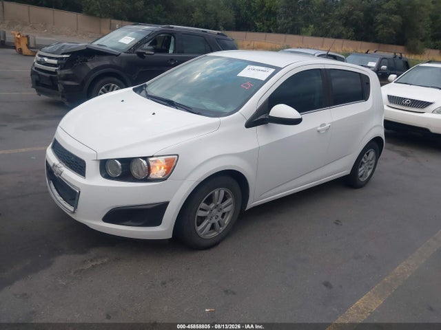 Chevrolet Sonic Lt Auto 2014 1G1JC6SG9E4221095 Image 2