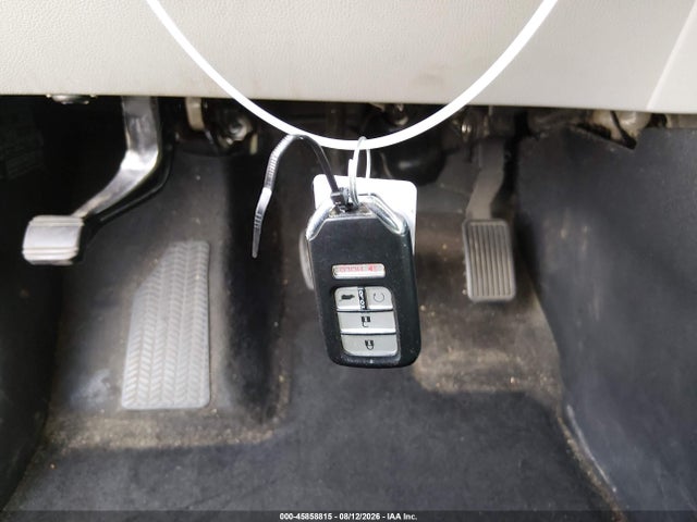 Продажа на аукционе авто 2017 Honda Pilot Touring, vin: 5FNYF5H94HB011677, номер лота: 45858815
