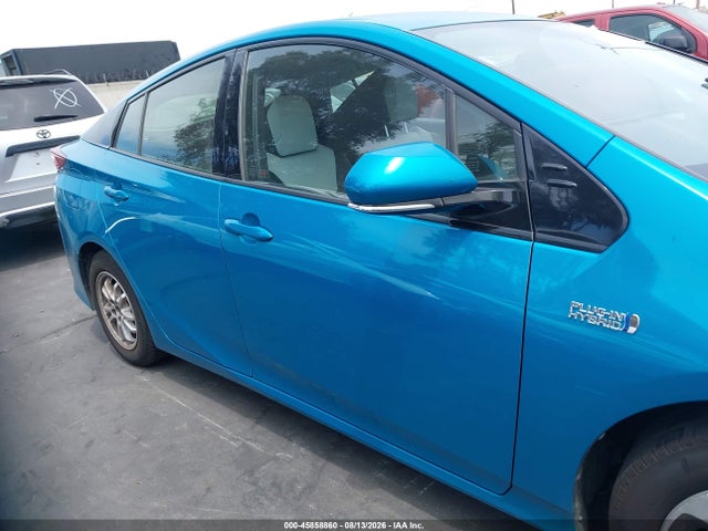 JTDKARFP8H3013636 Toyota Prius Prime Premium