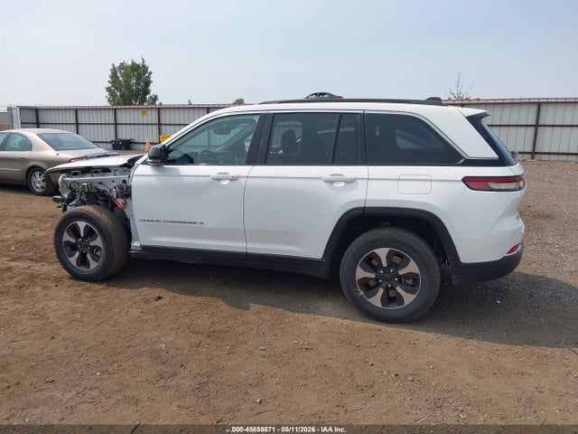 Продажа на аукционе авто 2024 Jeep Grand Cherokee 4xe, vin: 1C4RJYB63R8516680, номер лота: 45858871