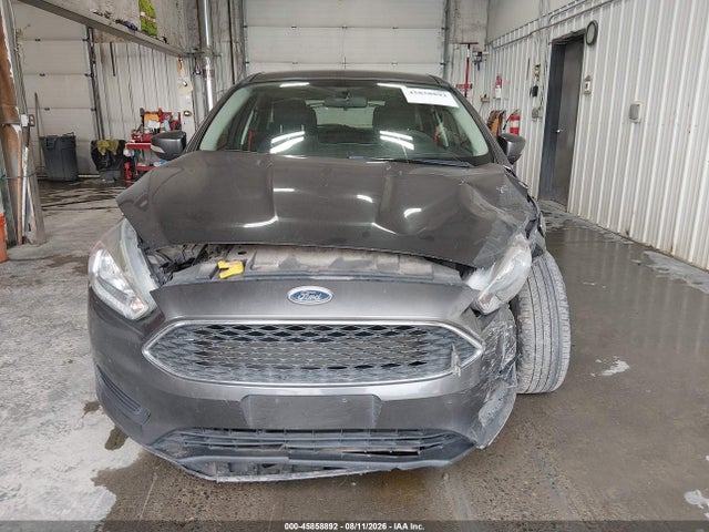 1FADP3K26HL231899 Ford FOCUS SE