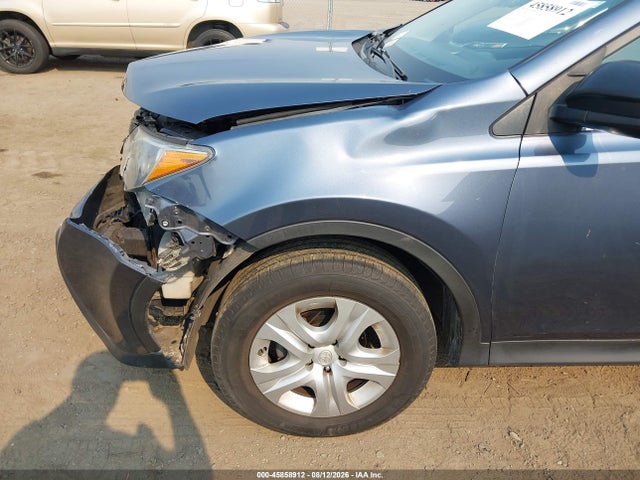 Toyota RAV4 LE 2014 JTMBFREV2ED088646 Image 18