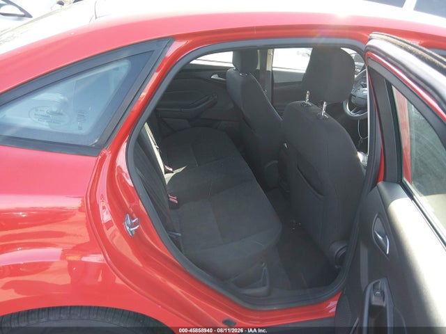 Ford FOCUS SE 2016 1FADP3F28GL337683 Image 8