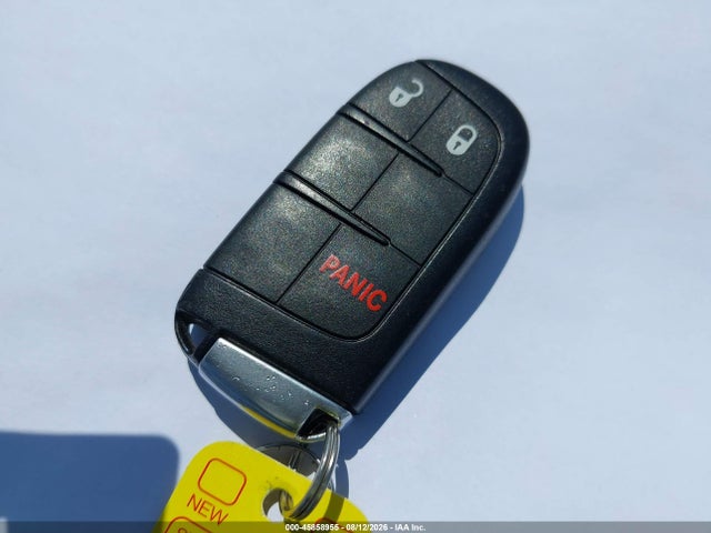 1C4RJEAGXJC168094 Jeep Grand Cherokee Laredo E 4x2