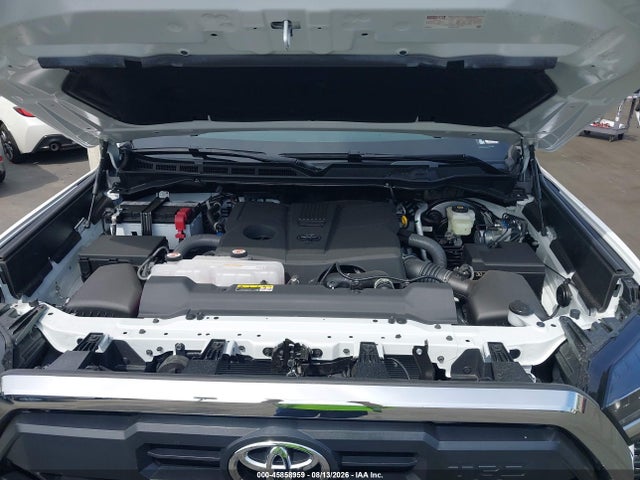 2026 Toyota Tundra Sr5 Crewmax 5.5' Bed მანქანა იყიდება აუქციონზე, vin: 5TFLA5DB5TX415703, აუქციონის ნომერი: 45858959