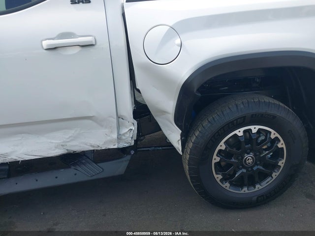 2026 Toyota Tundra Sr5 Crewmax 5.5' Bed მანქანა იყიდება აუქციონზე, vin: 5TFLA5DB5TX415703, აუქციონის ნომერი: 45858959