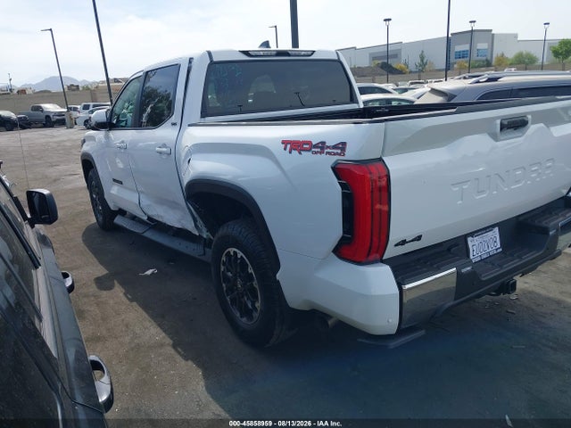 2026 Toyota Tundra Sr5 Crewmax 5.5' Bed მანქანა იყიდება აუქციონზე, vin: 5TFLA5DB5TX415703, აუქციონის ნომერი: 45858959