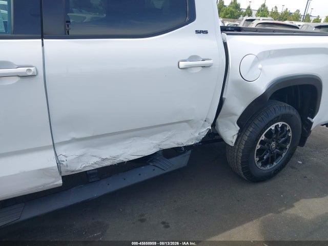 2026 Toyota Tundra Sr5 Crewmax 5.5' Bed მანქანა იყიდება აუქციონზე, vin: 5TFLA5DB5TX415703, აუქციონის ნომერი: 45858959