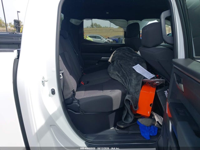 2026 Toyota Tundra Sr5 Crewmax 5.5' Bed მანქანა იყიდება აუქციონზე, vin: 5TFLA5DB5TX415703, აუქციონის ნომერი: 45858959