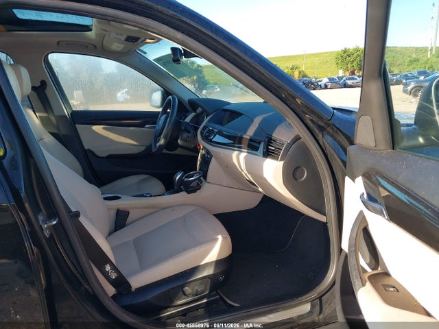 Продажа на аукционе авто 2015 Bmw X1 Xdrive28i, vin: WBAVL1C54FVY31942, номер лота: 45858976
