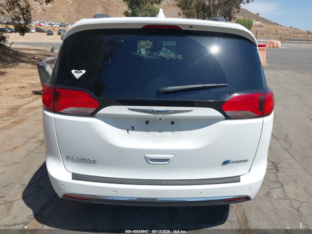 Chrysler Pacifica Hybrid Limited 2020 2C4RC1N71LR230232 Image 16