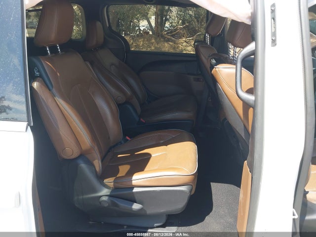 Chrysler Pacifica Hybrid Limited 2020 2C4RC1N71LR230232 Image 8