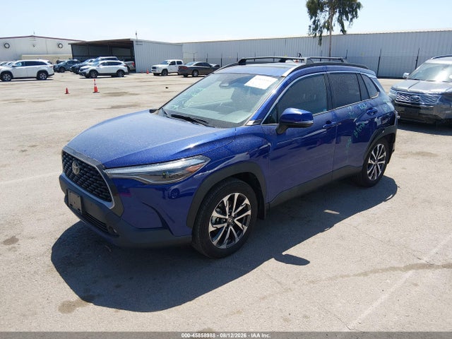 Toyota Corolla Cross Xle 2023 7MUDAAAG6PV062810 Image 2