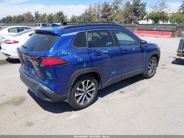 Toyota Corolla Cross Xle 2023 7MUDAAAG6PV062810 Image 4