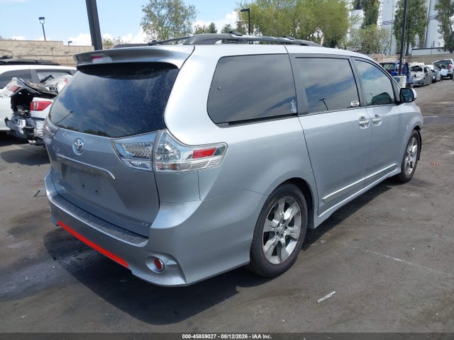 Продаж на аукціоні авто 2012 Toyota Sienna Se 8 Passenger, vin: 5TDXK3DC8CS220180, номер лоту: 45859027