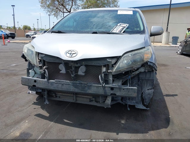 Продаж на аукціоні авто 2012 Toyota Sienna Se 8 Passenger, vin: 5TDXK3DC8CS220180, номер лоту: 45859027