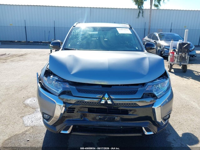 JA4AD3A37KZ025814 Mitsubishi Outlander Le