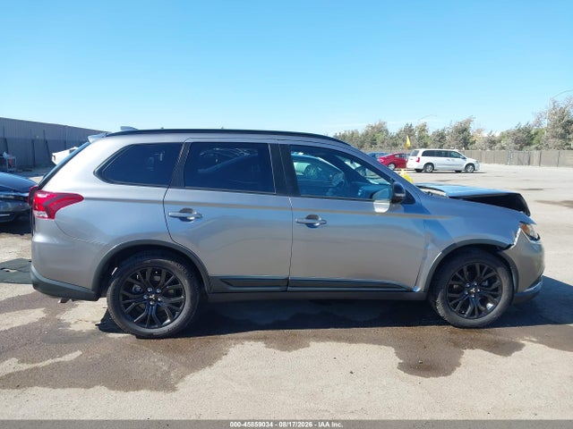 JA4AD3A37KZ025814 Mitsubishi Outlander Le