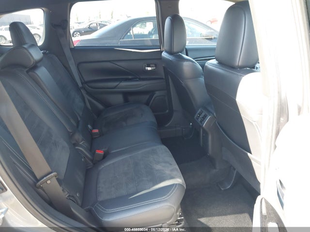 JA4AD3A37KZ025814 Mitsubishi Outlander Le