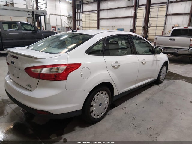 Ford FOCUS SE 2014 1FADP3F25EL376535 Image 4