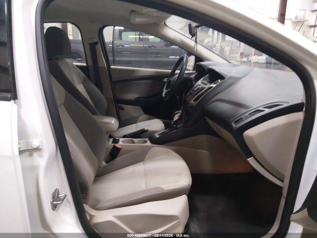 Ford FOCUS SE 2014 1FADP3F25EL376535 Image 5