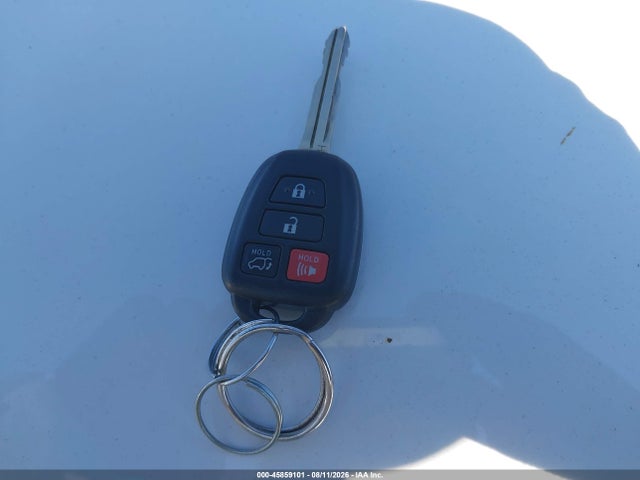 2T3RFREV0GW465382 Toyota Rav4 Xle