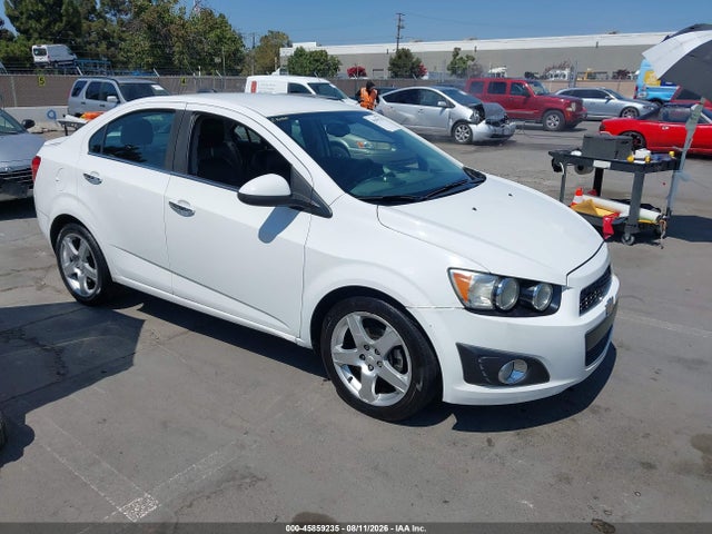 Chevrolet Sonic Ltz Auto 2016 1G1JE5SB0G4150462 zdjęcie główne