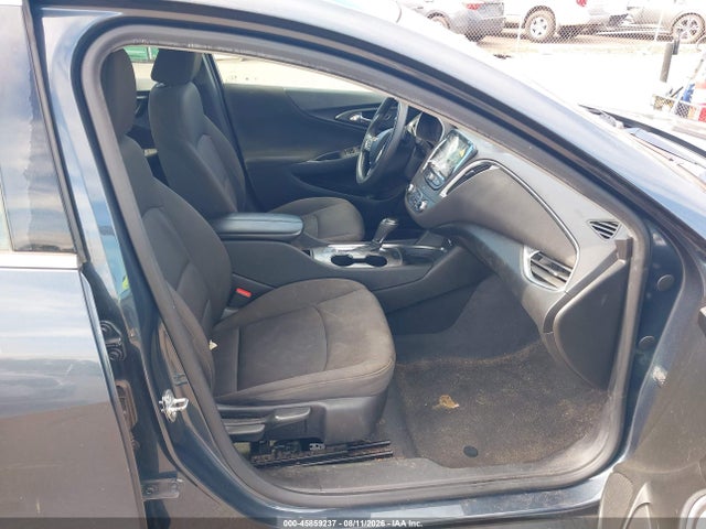 2019 Chevrolet Malibu Lt მანქანა იყიდება აუქციონზე, vin: 1G1ZD5ST8KF120217, აუქციონის ნომერი: 45859237