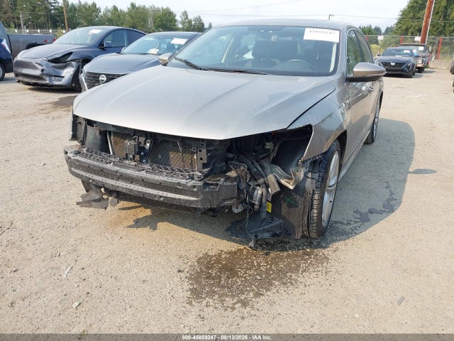 1VWBT7A36GC030952 Volkswagen Passat 1.8t Se
