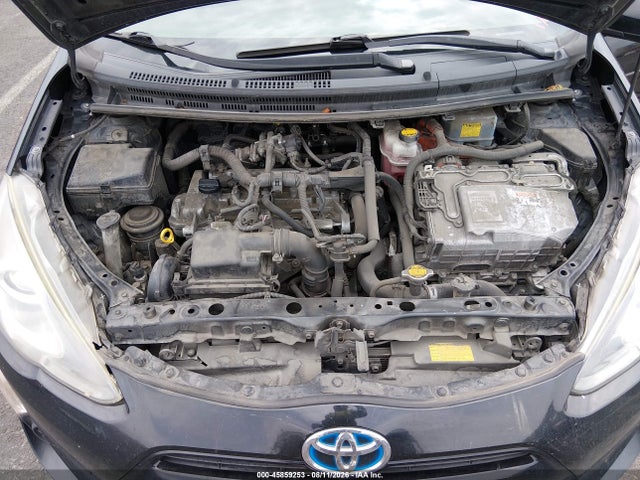 Toyota Prius C Two 2015 JTDKDTB37F1576936 Image 10