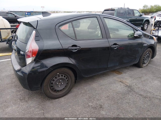 Toyota Prius C Two 2015 JTDKDTB37F1576936 Image 4