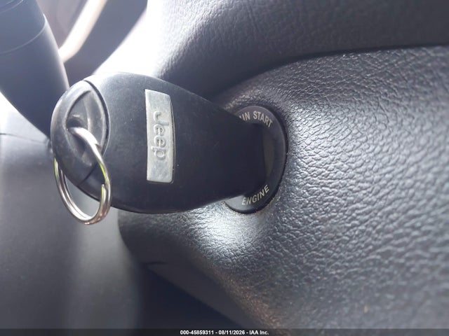 Продажа на аукционе авто 2017 Jeep Cherokee Latitude, vin: 1C4PJMCS3HW569952, номер лота: 45859311